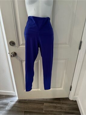 Nike High-Waist Leggings in Deep Blue